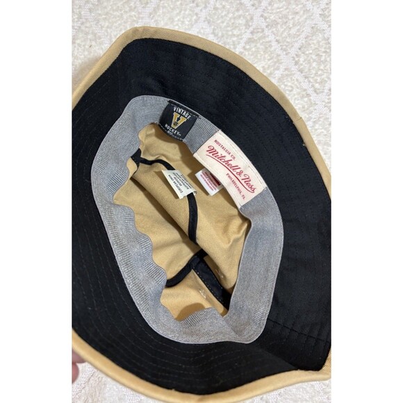 Mitchell & Ness Flex-fit Chicago Blackhawks Embroidered Tan Bucket Hat Size  S/M - Picture 8 of 10